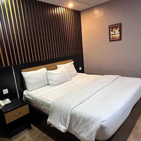 Msquare Hotel Gra Ikeja Luaran gambar