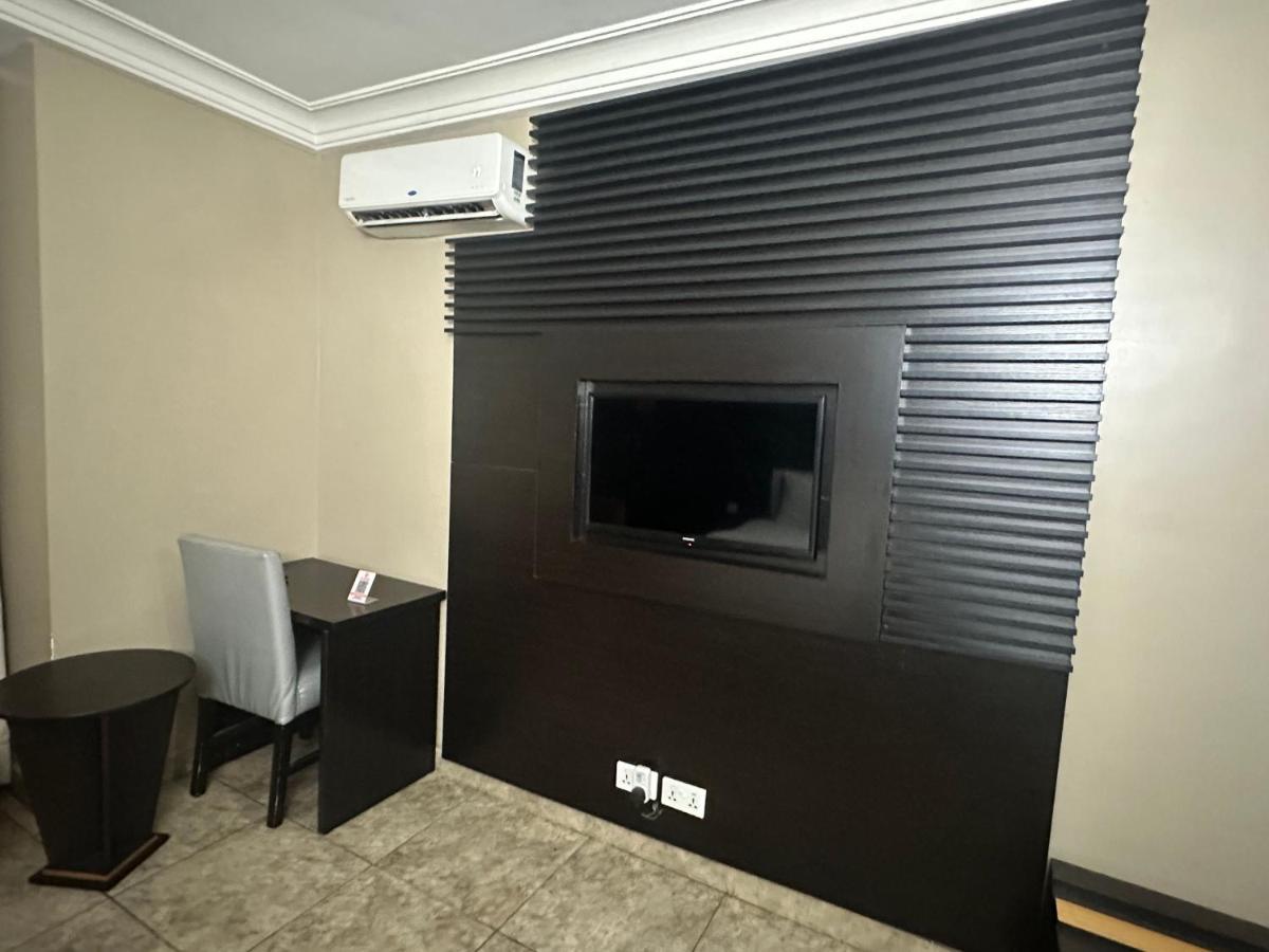 Msquare Hotel Gra Ikeja Luaran gambar