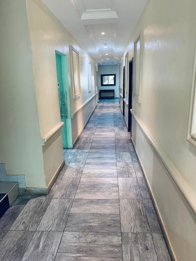 Msquare Hotel Gra Ikeja Luaran gambar