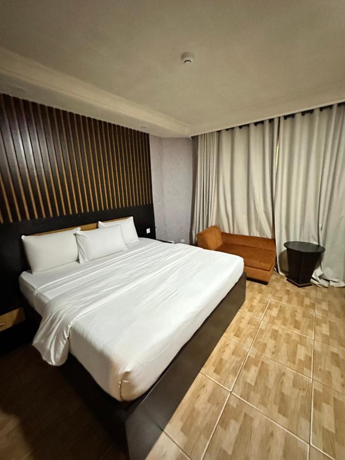 Msquare Hotel Gra Ikeja Luaran gambar