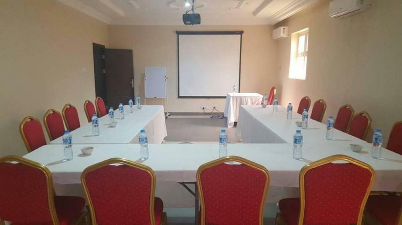 Msquare Hotel Gra Ikeja Luaran gambar