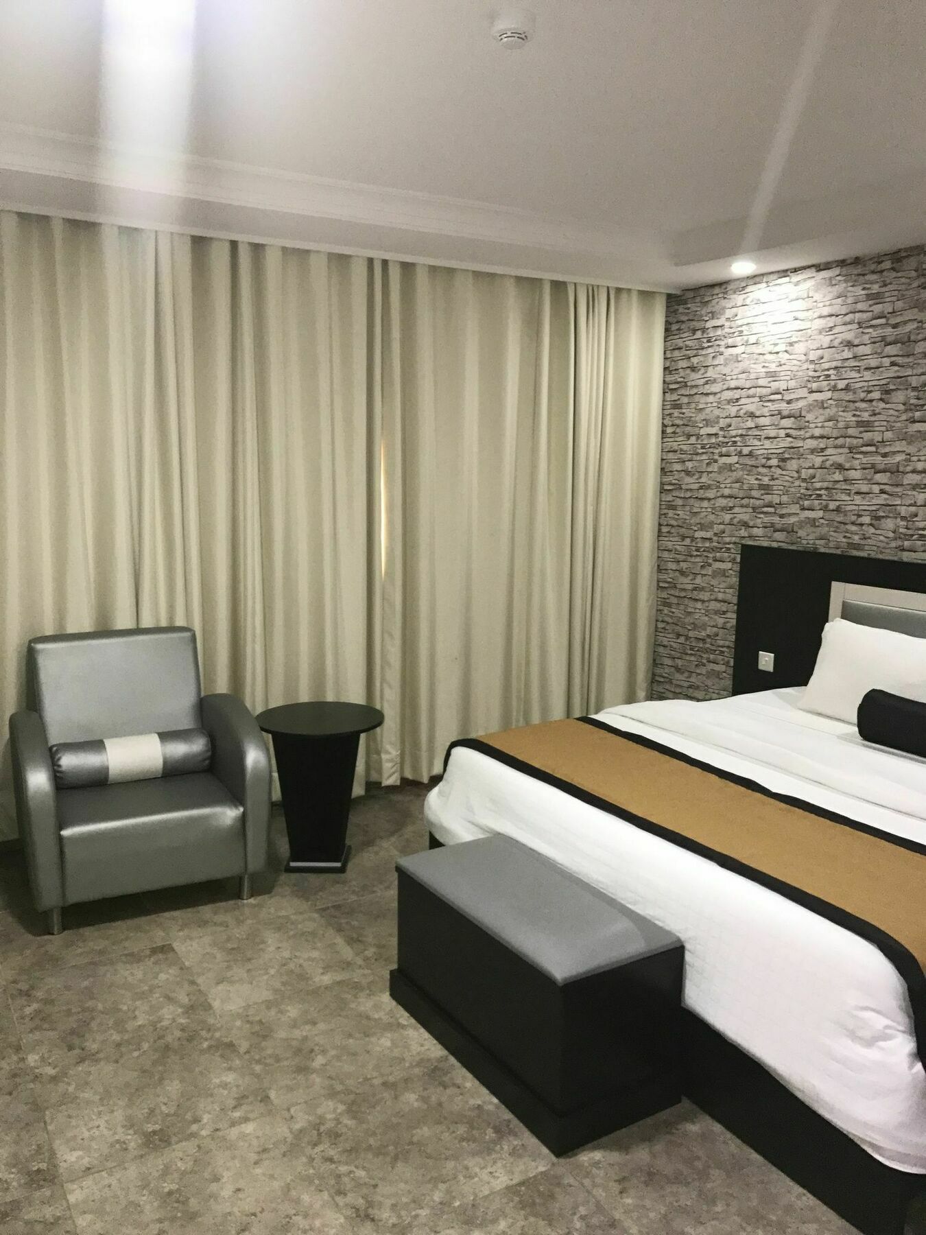 Msquare Hotel Gra Ikeja Luaran gambar