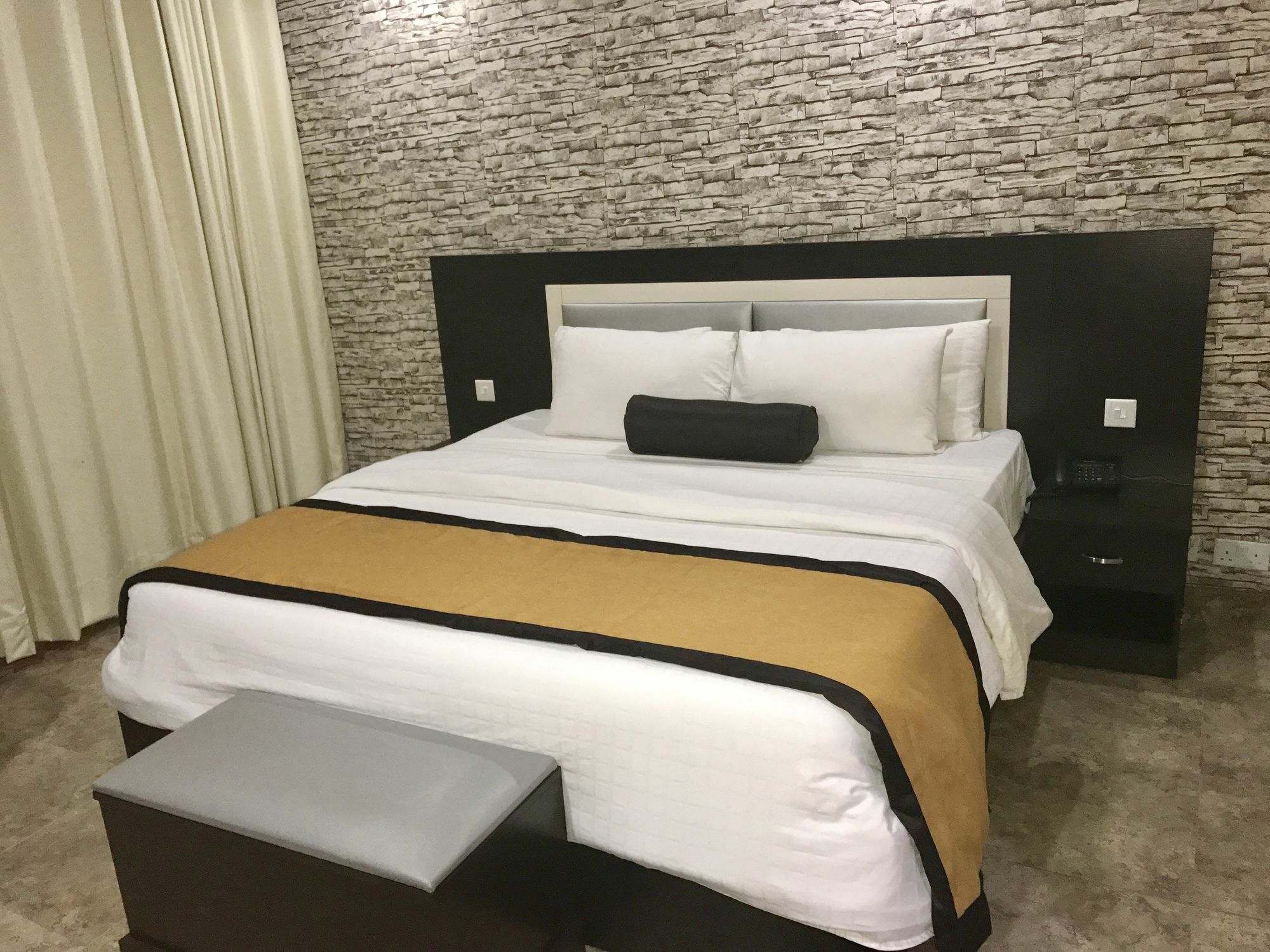 Msquare Hotel Gra Ikeja Luaran gambar